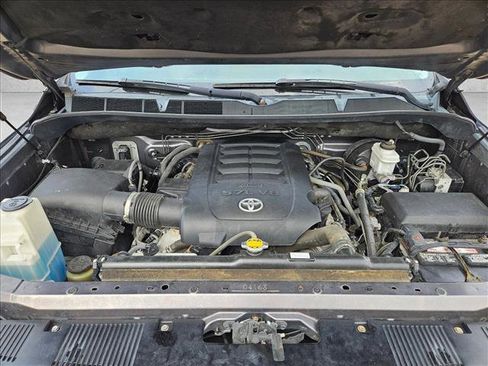 Used 2017 Toyota Tundra SR5 image 22