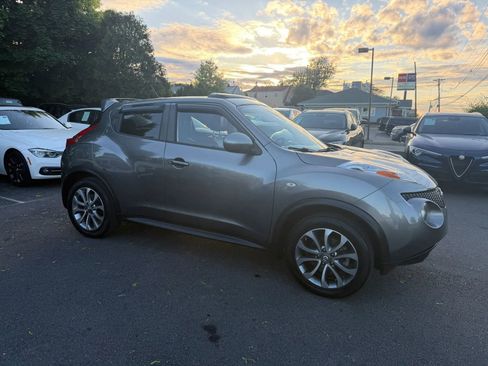 Used 2012 Nissan Juke SL w/ Sport Pkg AWD/4WD image 13