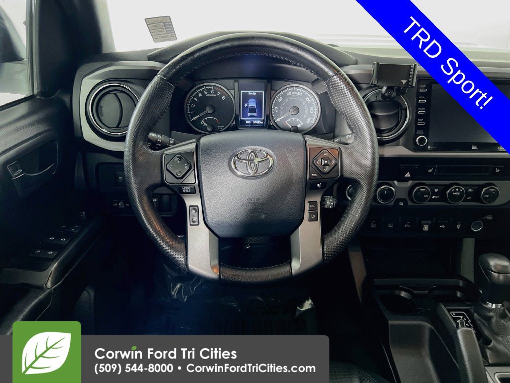 Used 2020 Toyota Tacoma TRD Sport w/ TRD Premium Sport Package AWD/4WD image 25