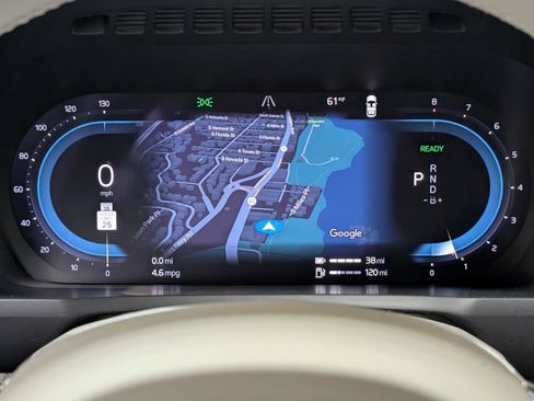 Used 2024 Volvo XC90 T8 Plus w/ Protection Package Premier image 36