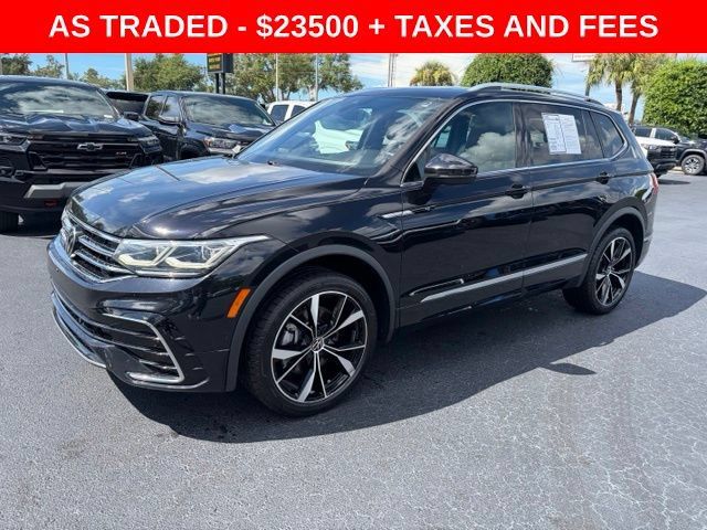 Used 2023 Volkswagen Tiguan SEL R-Line AWD/4WD image 3