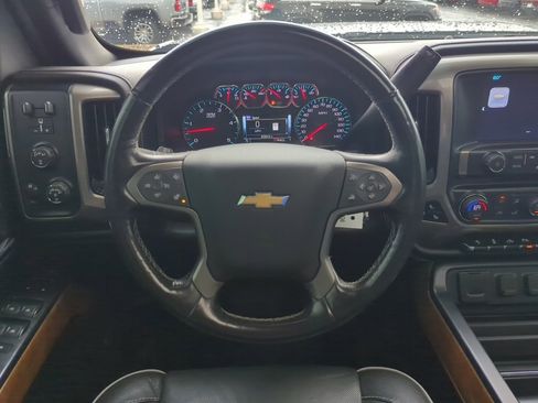 Used 2018 Chevrolet Silverado 2500 High Country w/ Duramax Plus Package image 39