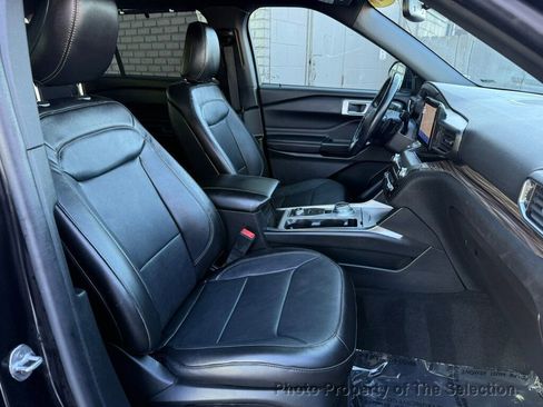 Used 2020 Ford Explorer Limited image 39