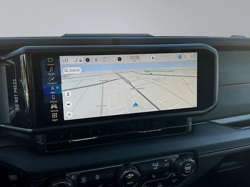 New 2026 Jeep Wrangler Unlimited Rubicon w/ Whitecap Package image 10