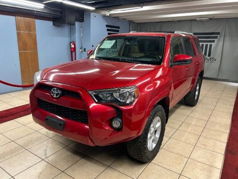 Used 2016 Toyota 4Runner SR5 image 23