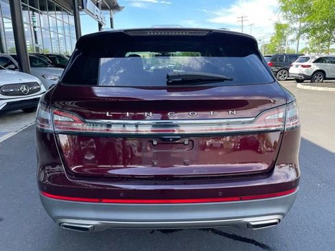 Used 2022 Lincoln Nautilus Reserve w/ Luxury Package AWD/4WD image 6