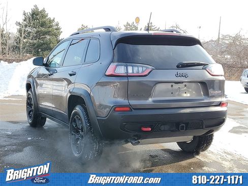 Used 2019 Jeep Cherokee Trailhawk w/ Comfort/Convenience Group image 3