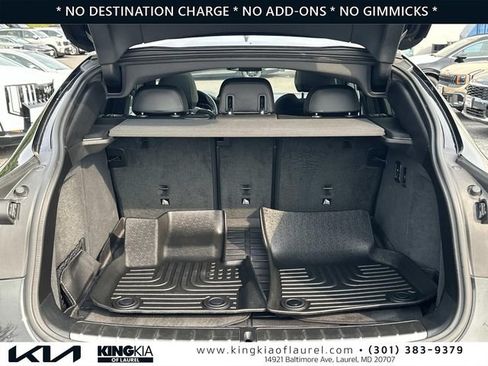 Used 2024 BMW X4 xDrive30i w/ Parking Assistance Package AWD/4WD image 18