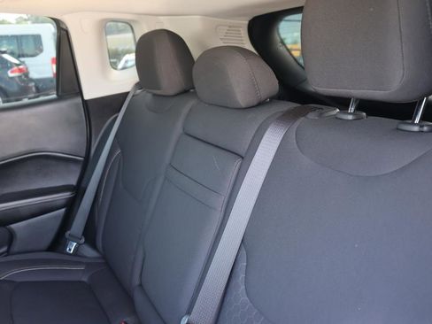 Used 2019 Jeep Compass Sport image 24