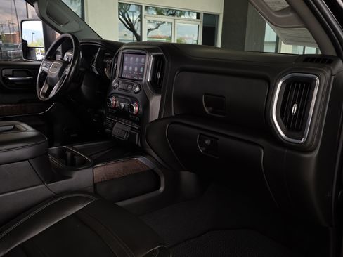 Used 2022 GMC Sierra 2500 Denali image 28