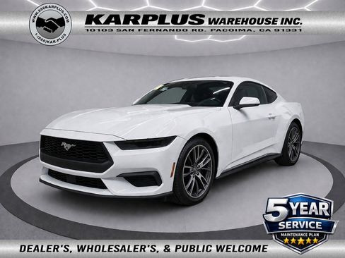 Used 2025 Ford Mustang Premium RWD image 1