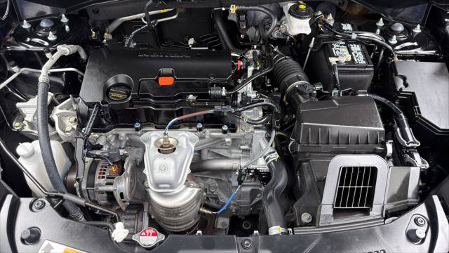 Used 2024 Honda HR-V LX image 38