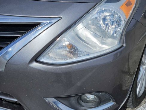 Used 2016 Nissan Versa SL image 7