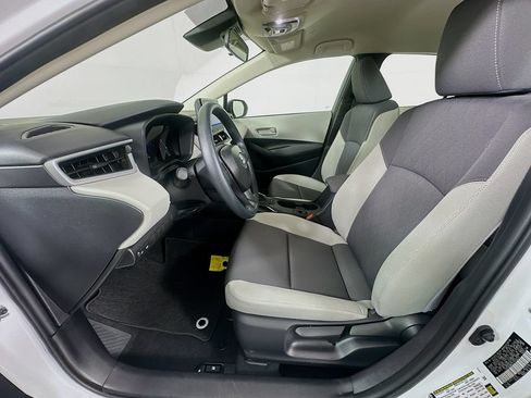 Certified 2026 Toyota Corolla LE FWD image 29