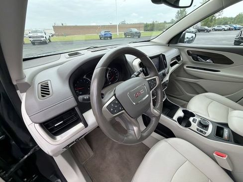 Used 2018 GMC Terrain Denali w/ Advanced Safety Package AWD/4WD image 10
