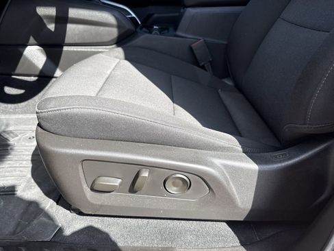 Used 2024 Chevrolet Colorado Trail Boss w/ Technology Package image 13