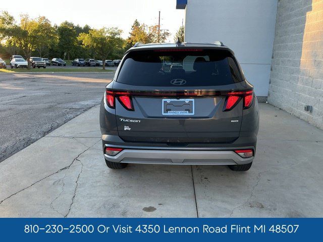 Used 2025 Hyundai Tucson SEL AWD/4WD image 10