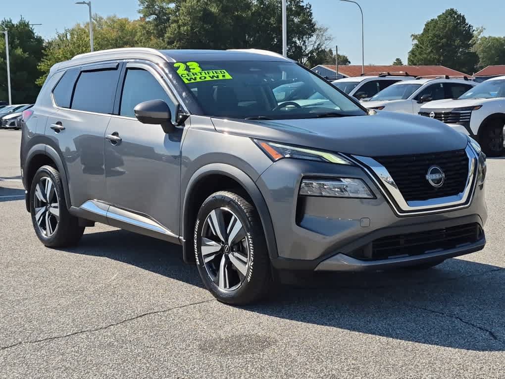 Used 2023 Nissan Rogue SL AWD/4WD image 2