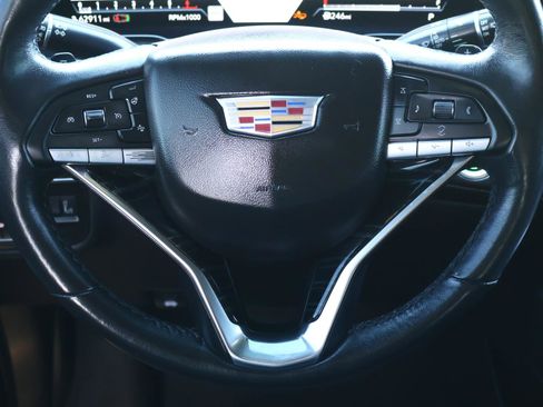 Used 2021 Cadillac Escalade Sport w/ Driver Assist Tech Package image 15