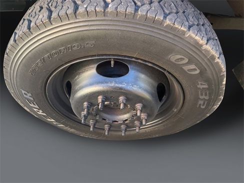 Used 2015 Ford F550 4x4 SuperCab Super Duty image 8