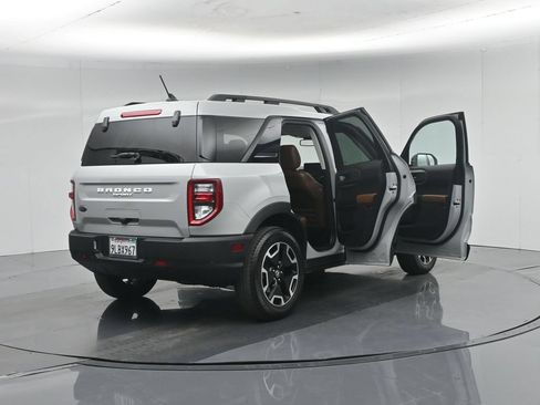 Certified 2023 Ford Bronco Sport Outer Banks w/ Tech Package AWD/4WD image 34