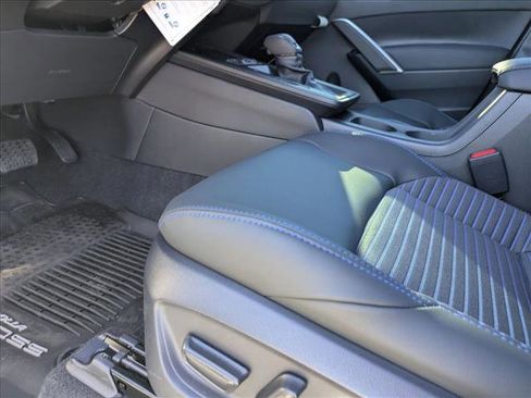 New 2026 Toyota Corolla Cross XSE image 4