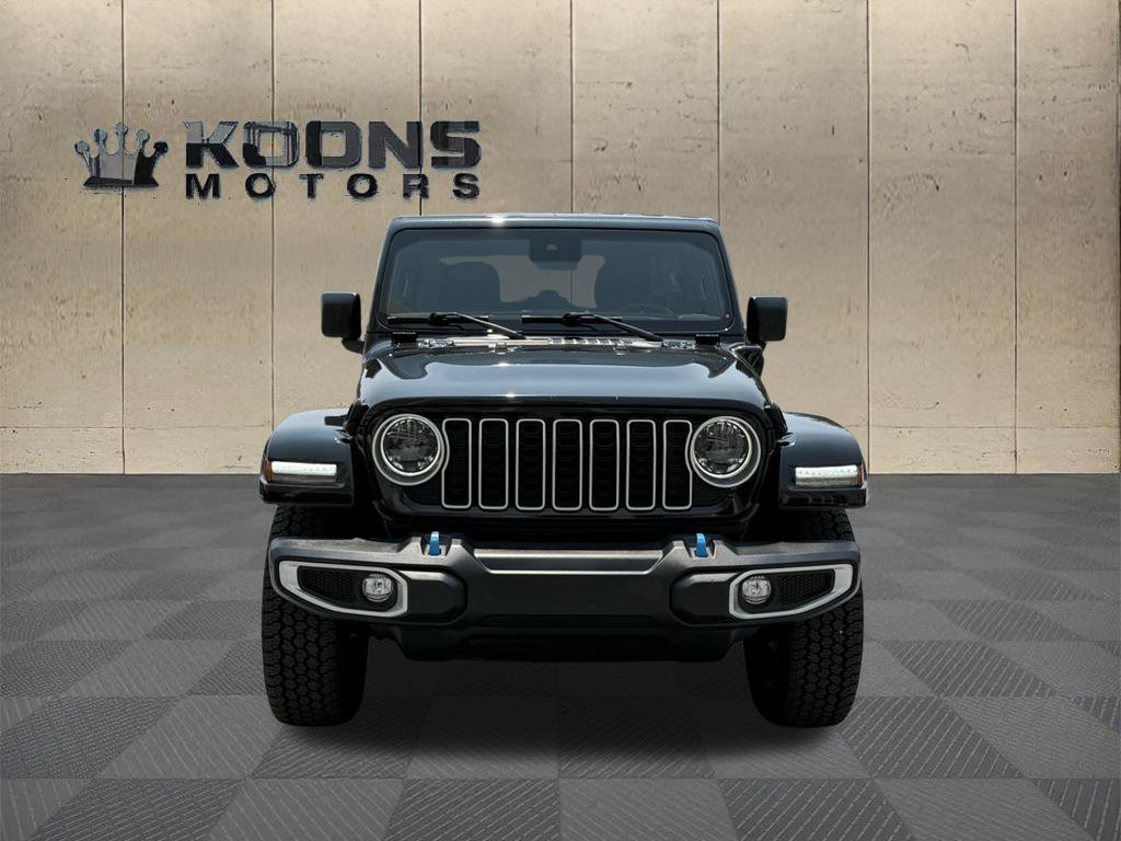 Used 2024 Jeep Wrangler Unlimited Sahara AWD/4WD image 8