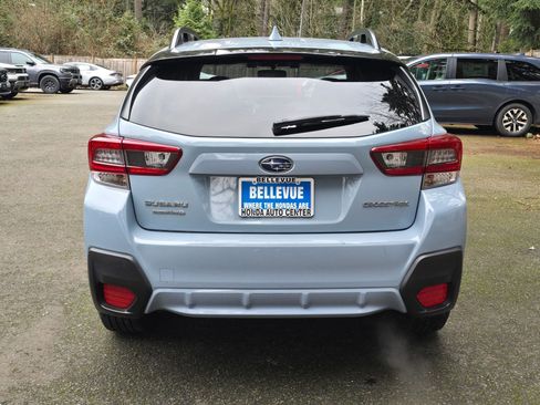 Used 2022 Subaru Crosstrek 2.0i Premium w/ Moonroof Package image 6