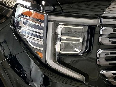 Certified 2023 GMC Sierra 1500 Denali Ultimate AWD/4WD image 4