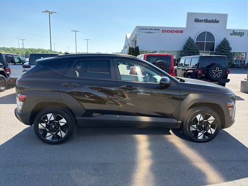 Used 2025 Hyundai Kona SEL AWD/4WD image 5