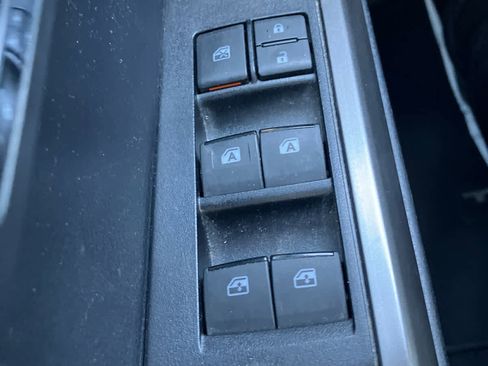 Certified 2020 Toyota Tacoma Limited image 12