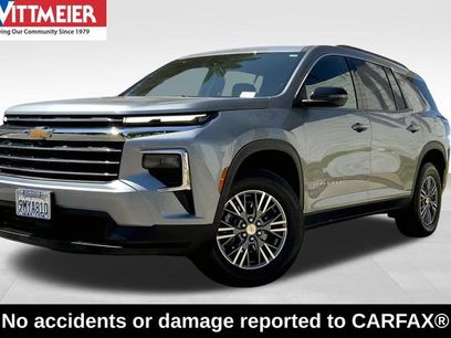 Used 2024 Chevrolet Traverse LT