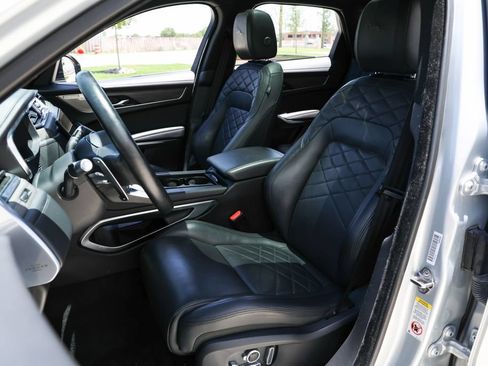 Used 2022 Jaguar F-PACE S AWD/4WD image 15