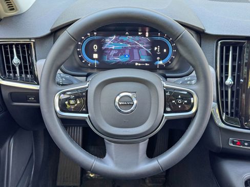 Used 2023 Volvo S90 B6 Plus w/ Protection Package Premier image 22