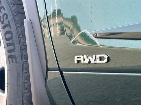 Certified 2025 Toyota Highlander Platinum AWD/4WD image 14