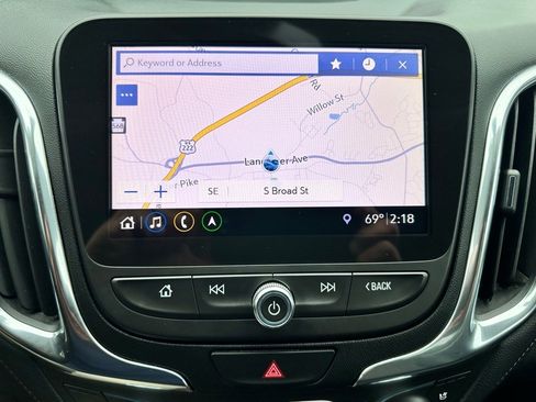 Used 2021 Chevrolet Equinox Premier image 20