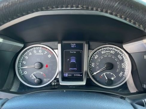 Certified 2019 Toyota Tacoma SR5 image 14