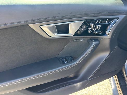 Used 2017 Jaguar F-TYPE R AWD/4WD image 13