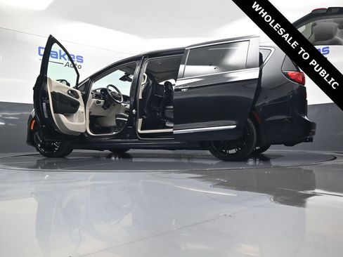 Used 2018 Chrysler Pacifica Limited w/ Advanced Safetytec Group image 63