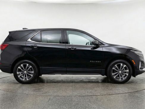 Used 2025 Chevrolet Equinox LT image 11