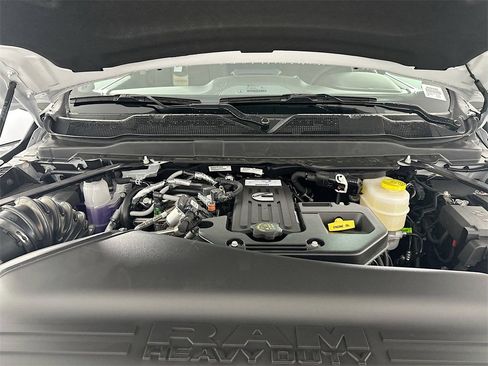 New 2026 RAM 3500 Longhorn image 18