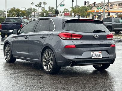 Used 2018 Hyundai Elantra GT Sport w/ Sport Tech Package 04