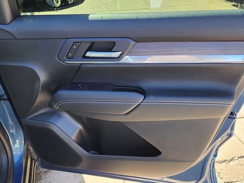 New 2026 GMC Terrain Denali image 38