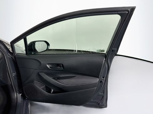 Used 2024 Toyota Corolla LE FWD image 30