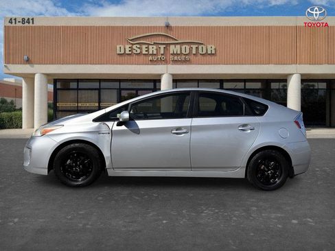 Used 2012 Toyota Prius Two FWD image 5