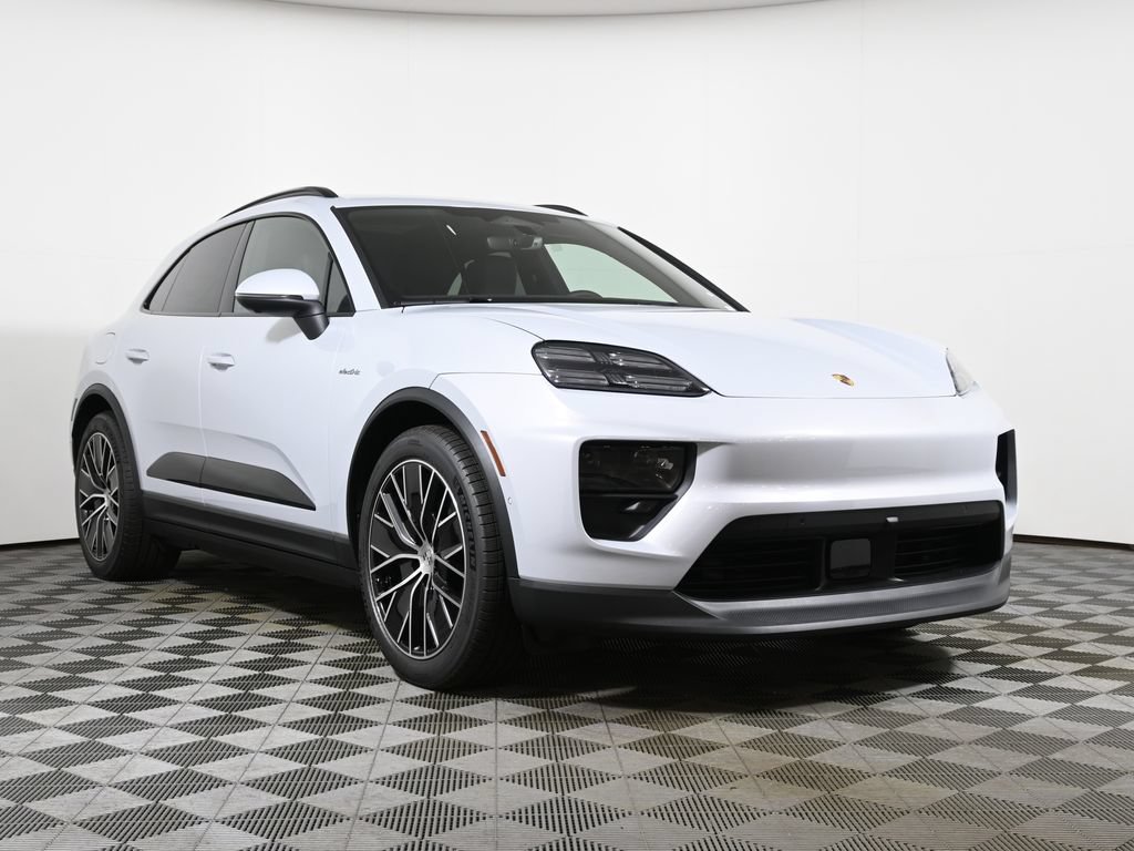 Used 2026 Porsche Macan 4 Electric AWD/4WD image 9