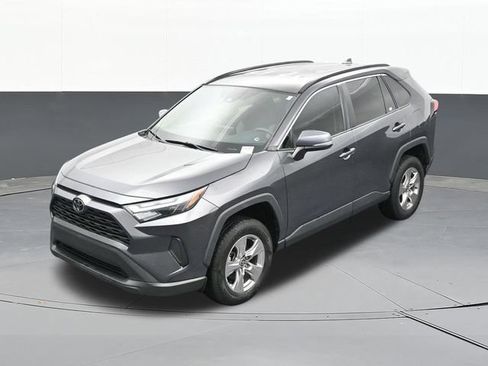 Used 2022 Toyota RAV4 XLE AWD/4WD image 65