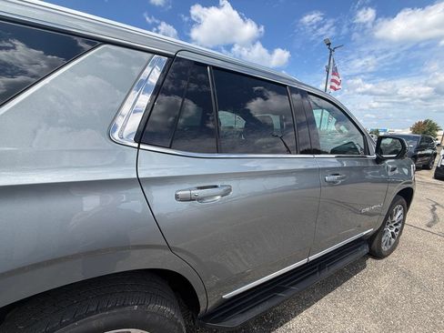 Used 2025 GMC Yukon Denali AWD/4WD image 41