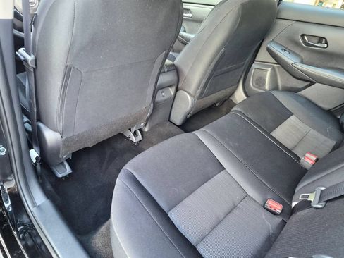 Used 2025 Nissan Sentra SV FWD image 25