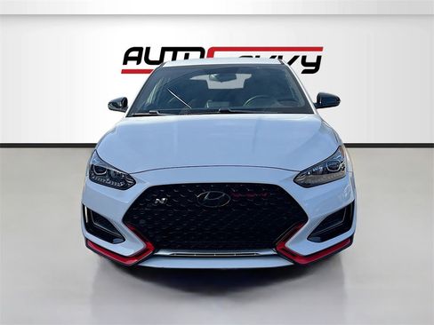 Used 2020 Hyundai Veloster N w/ Performance Package image 2
